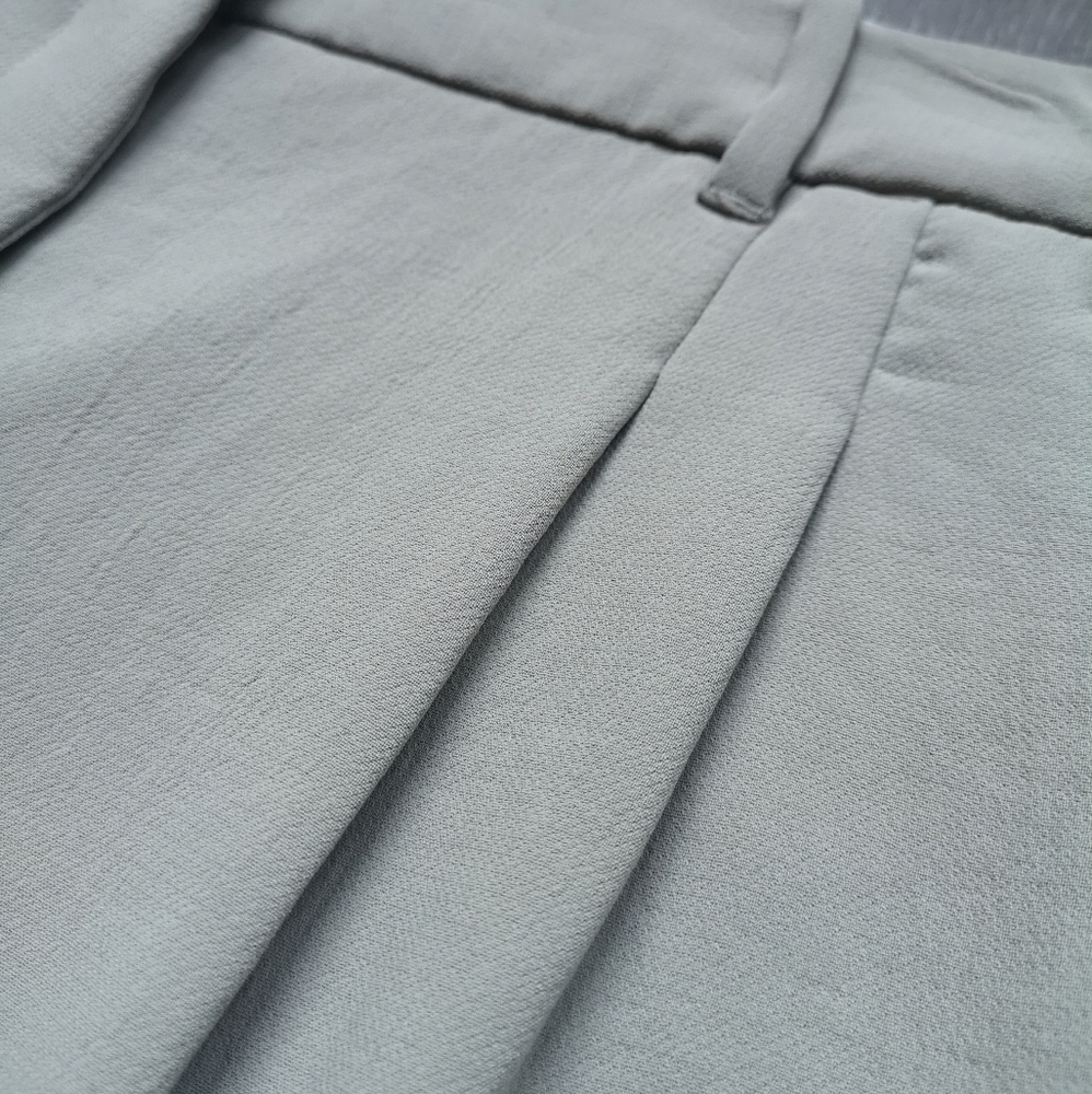 Aritzia Effortless Pant - Picture 4 of 8